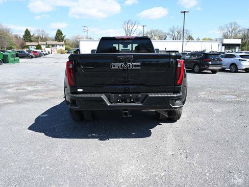 New 2026 GMC Sierra 3500 Denali w/ Denali Reserve Package image 5