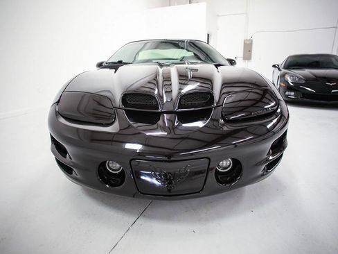 Used 2001 Pontiac Firebird Formula w/ Protection Group image 2