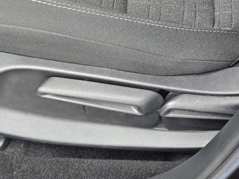 Used 2026 Honda HR-V LX image 14