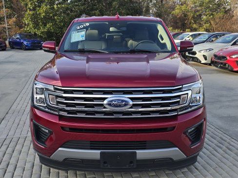 Used 2019 Ford Expedition XLT w/ Equipment Group 202A image 2