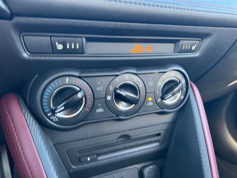 Used 2017 MAZDA CX-3 Touring image 21