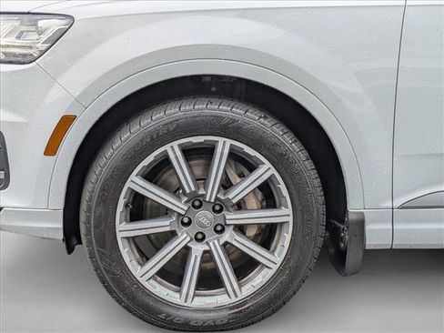 Used 2017 Audi Q7 3.0T Prestige image 14
