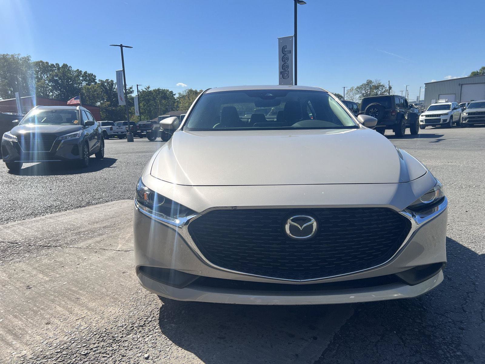 Used 2023 MAZDA MAZDA3 s FWD image 7