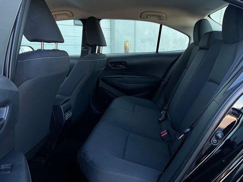 Used 2025 Toyota Corolla LE image 10