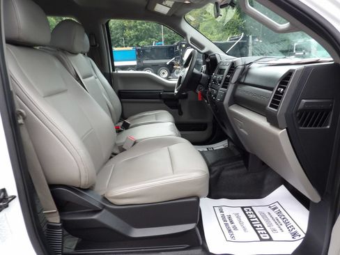 Used 2017 Ford F450 XL RWD image 46