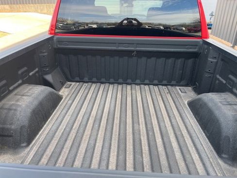 Used 2025 Chevrolet Silverado 1500 Custom Trail Boss w/ Turbomax Blackout Package image 6