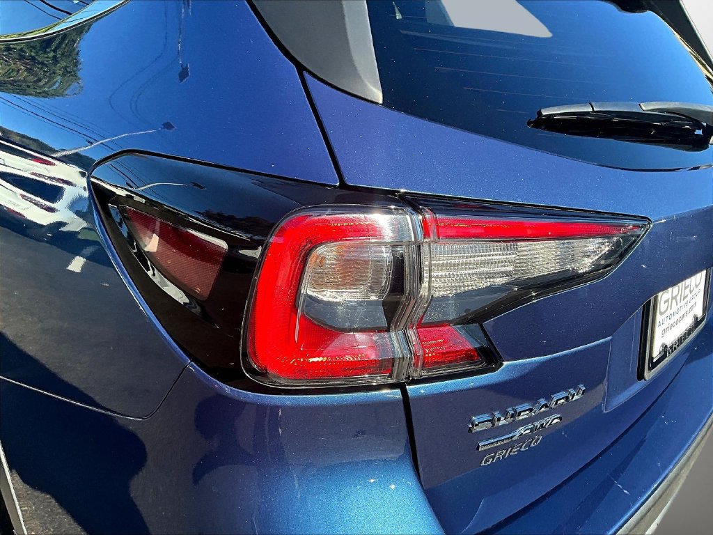 Used 2022 Subaru Outback Premium AWD/4WD image 25