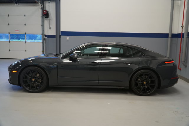 New 2026 Porsche Panamera 4 AWD/4WD image 2