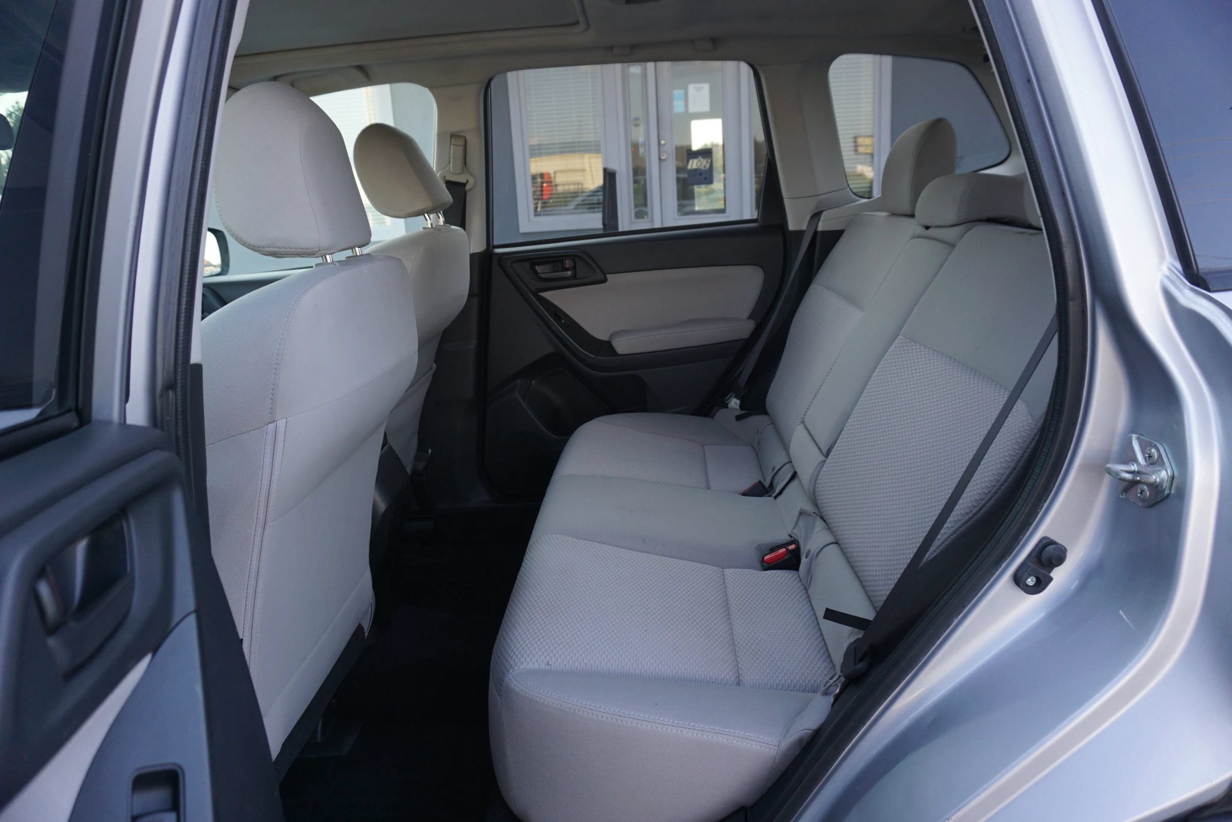 Used 2014 Subaru Forester 2.5i Premium w/ All-Weather Package AWD/4WD image 18