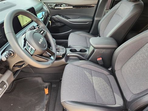 New 2026 Kia Seltos S image 9