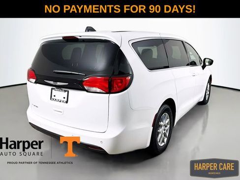 New 2026 Chrysler Voyager LX FWD image 6