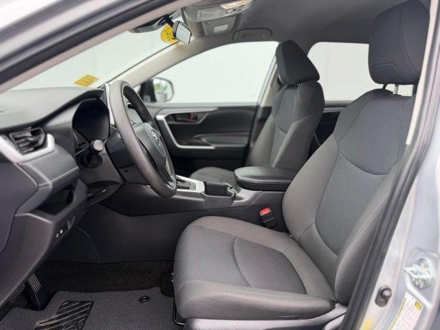 Used 2025 Toyota RAV4 LE FWD image 19