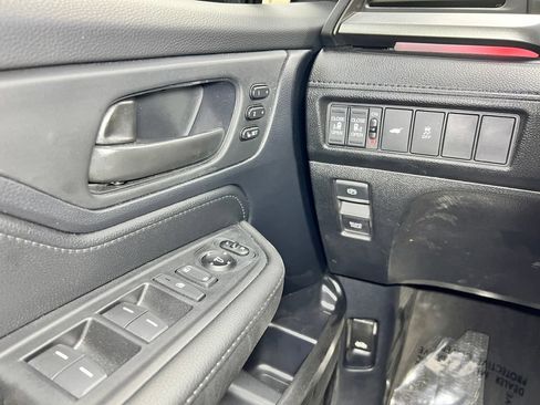 Used 2025 Honda Odyssey Sport-L image 24
