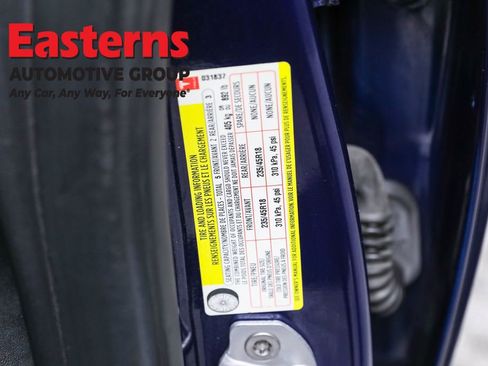 Used 2018 Tesla Model 3 Long Range image 32