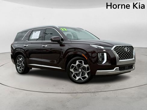 Used 2022 Hyundai Palisade Calligraphy w/ Cargo Package FWD image 2