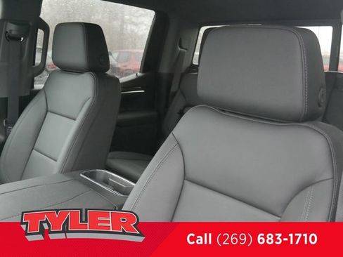 New 2026 Chevrolet Silverado 1500 LT w/ Z71 Off-Road Package image 43