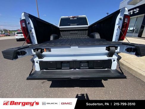 New 2026 GMC Sierra 3500 Denali Ultimate AWD/4WD image 28