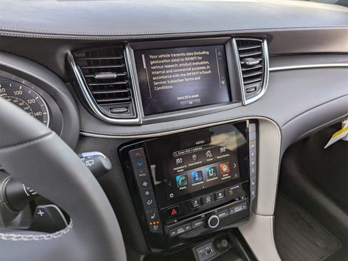 Certified 2025 INFINITI QX55 Essential image 25