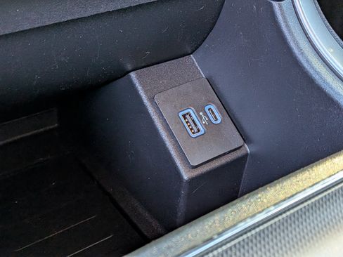 Used 2021 Ford Edge SEL w/ Convenience Package image 33