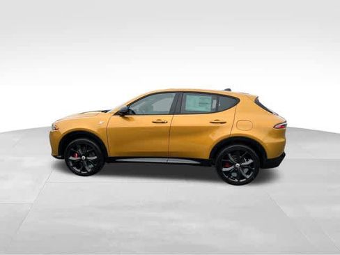 New 2025 Dodge Hornet R/T w/ Track Pack image 6