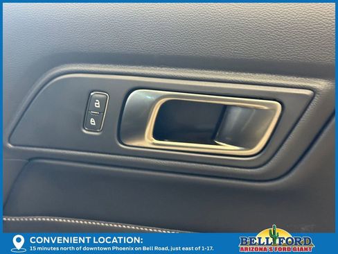 Used 2022 Ford Mustang Shelby GT500 w/ Technology Package image 7