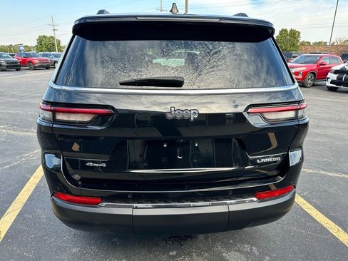 Used 2023 Jeep Grand Cherokee L Laredo image 4