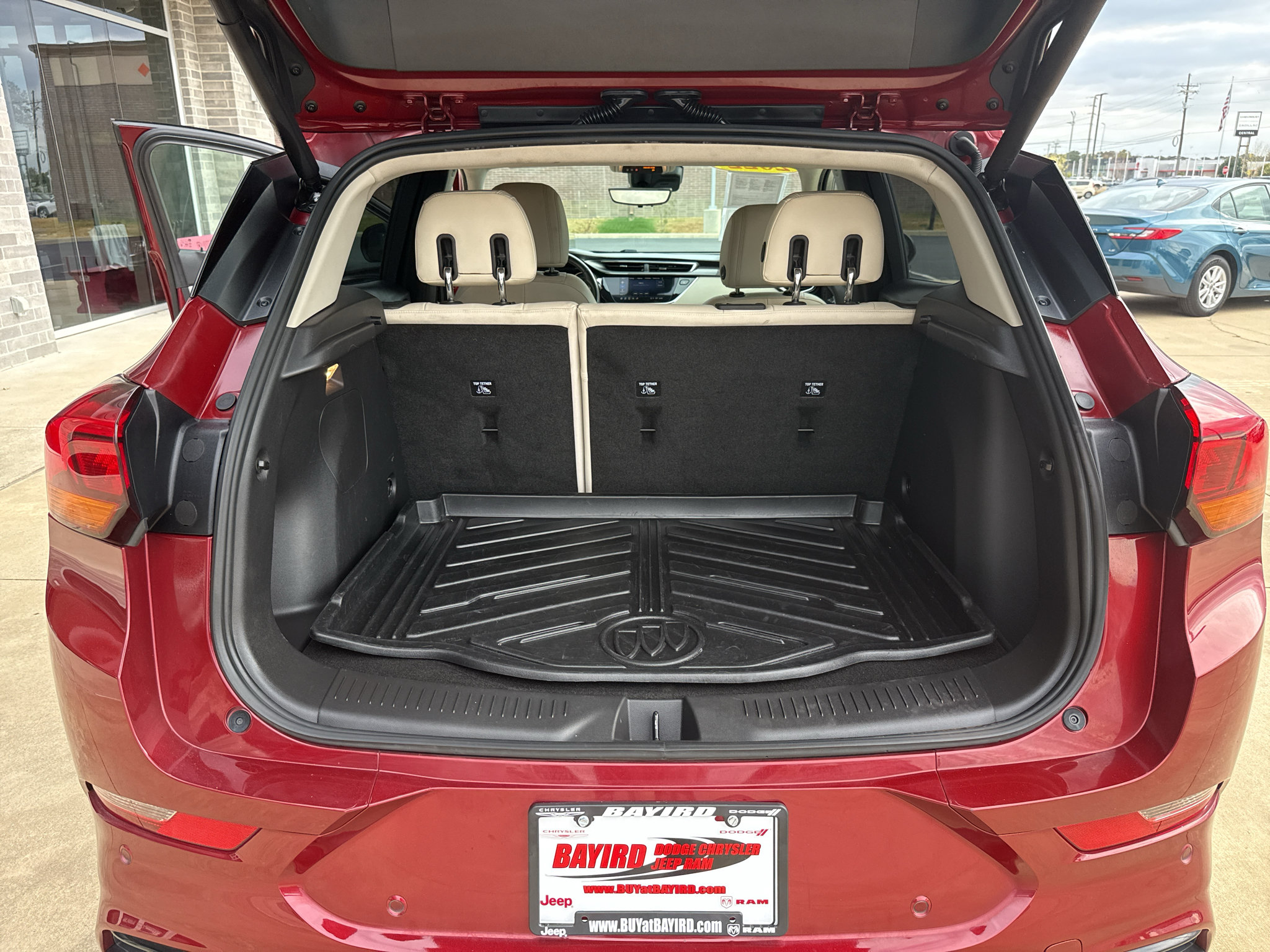Used 2022 Buick Encore GX Essence w/ Advanced Technology Package FWD image 24