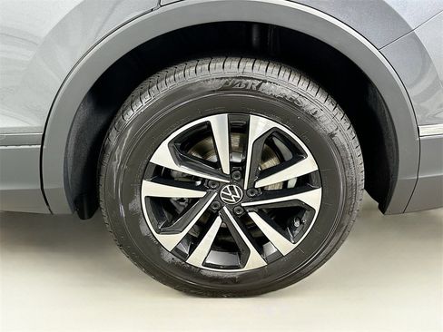 Used 2024 Volkswagen Tiguan S image 24