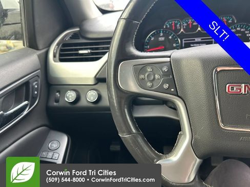 Used 2017 GMC Yukon SLT AWD/4WD image 14