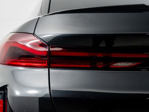 Used 2025 BMW X6 M Competition image 12