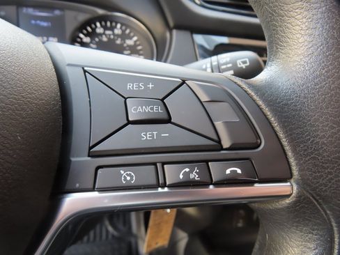 Used 2018 Nissan Rogue Sport S w/ S Appearance Package image 19