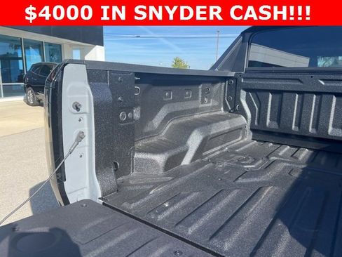 New 2025 GMC Hummer EV 3X w/ LPO, Sport Package image 15