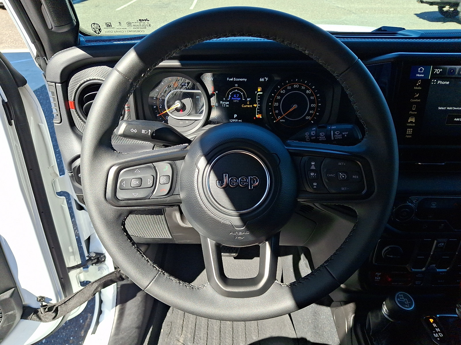 Used 2026 Jeep Wrangler Unlimited Rubicon AWD/4WD image 22