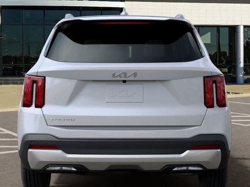 New 2026 Kia Sorento S FWD image 13