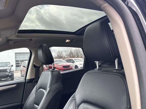 Used 2020 Ford Escape SEL image 21