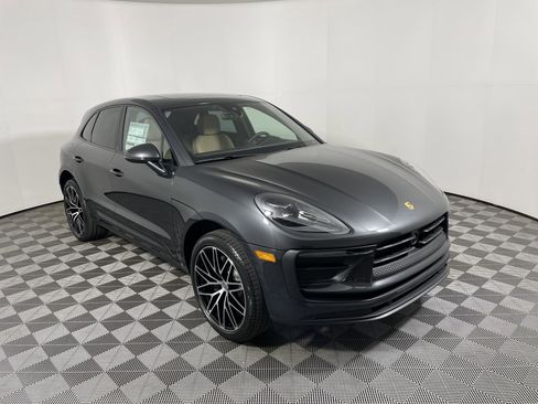 New 2026 Porsche Macan image 9