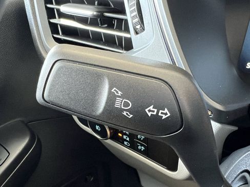 Used 2026 Ford Escape Platinum w/ Premium Technology Package image 34