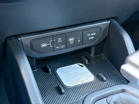 Certified 2025 Kia K4 EX FWD image 23