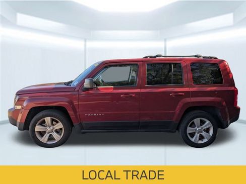 Used 2016 Jeep Patriot Latitude w/ Sun/Sound Group image 2