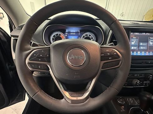Used 2022 Jeep Cherokee Latitude Lux AWD/4WD image 34