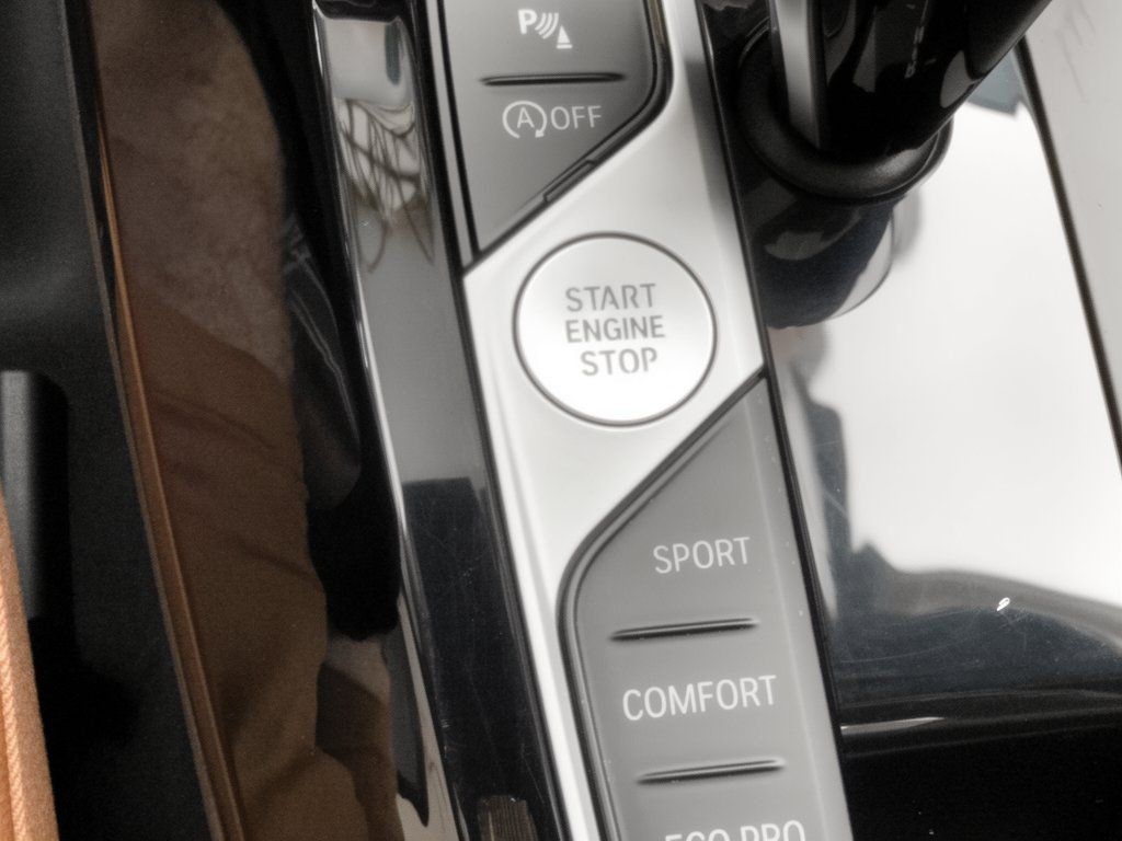 Used 2024 BMW X3 sDrive30i w/ Convenience Package RWD image 20