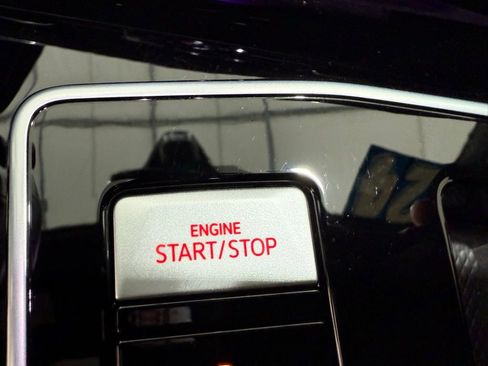 Used 2024 Volkswagen GTI Autobahn image 39