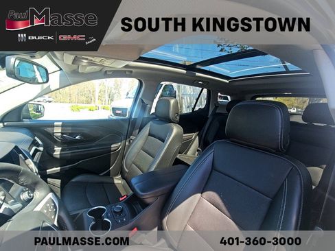 Used 2023 GMC Terrain SLT w/ Infotainment Package II AWD/4WD image 17