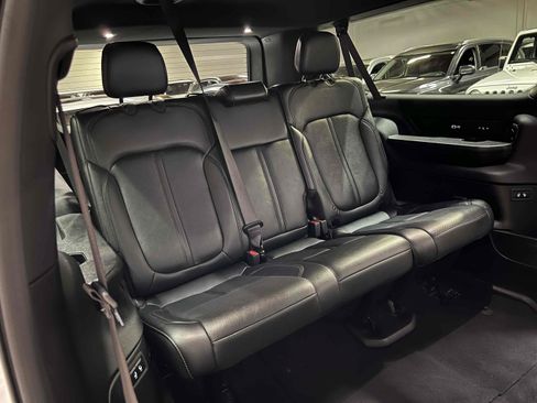 Used 2024 Jeep Wagoneer L Series II RWD image 62
