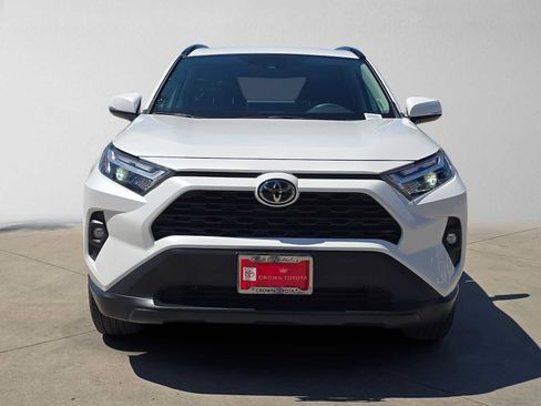 Used 2025 Toyota RAV4 XLE Premium w/ Weather Package AWD/4WD image 8