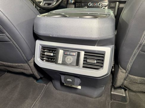 Used 2025 Ford F250 Lariat w/ Lariat Ultimate Package AWD/4WD image 37