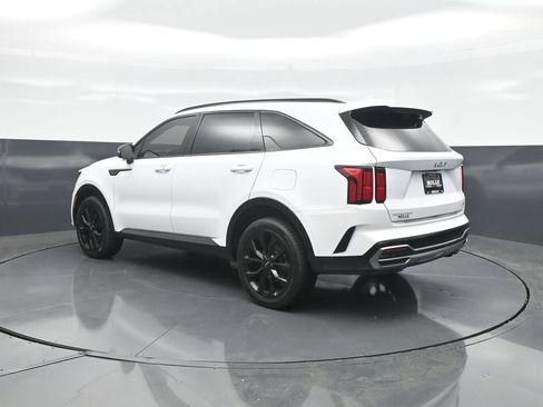 Used 2023 Kia Sorento SX AWD/4WD image 5