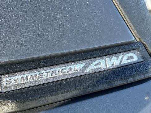 Used 2025 Subaru Forester AWD/4WD image 13