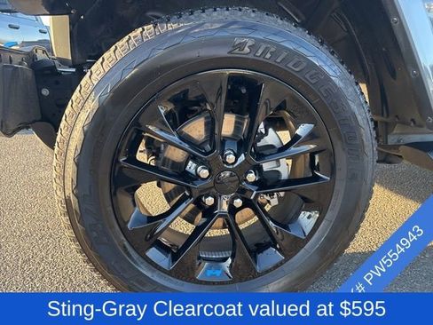 Used 2023 Jeep Wrangler Unlimited Sahara image 4