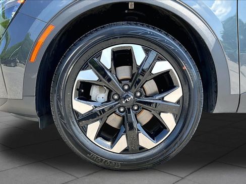 Used 2023 Kia Sportage X-Line w/ X-Line Premium Package AWD/4WD image 11